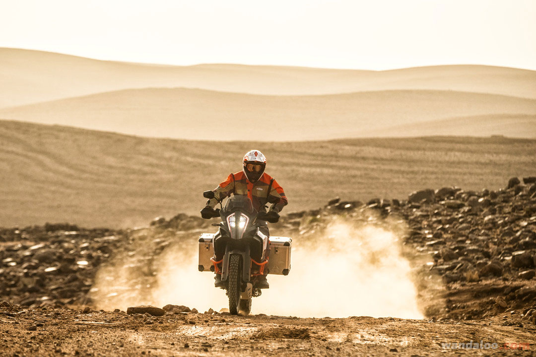 https://moto.wandaloo.com/files/Moto-Neuve/ktm/KTM-Super-Adventure-Neuve-Maroc-04.jpg