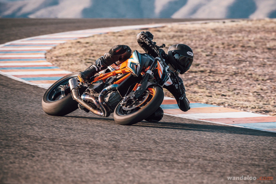 https://moto.wandaloo.com/files/Moto-Neuve/ktm/KTM-Super-Duke-R-Neuve-Maroc-02.jpg