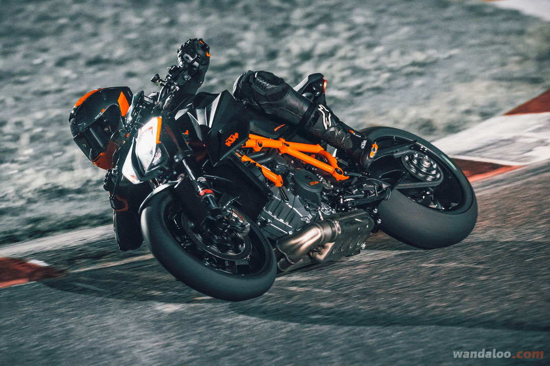 https://moto.wandaloo.com/files/Moto-Neuve/ktm/KTM-Super-Duke-R-Neuve-Maroc-15.jpg