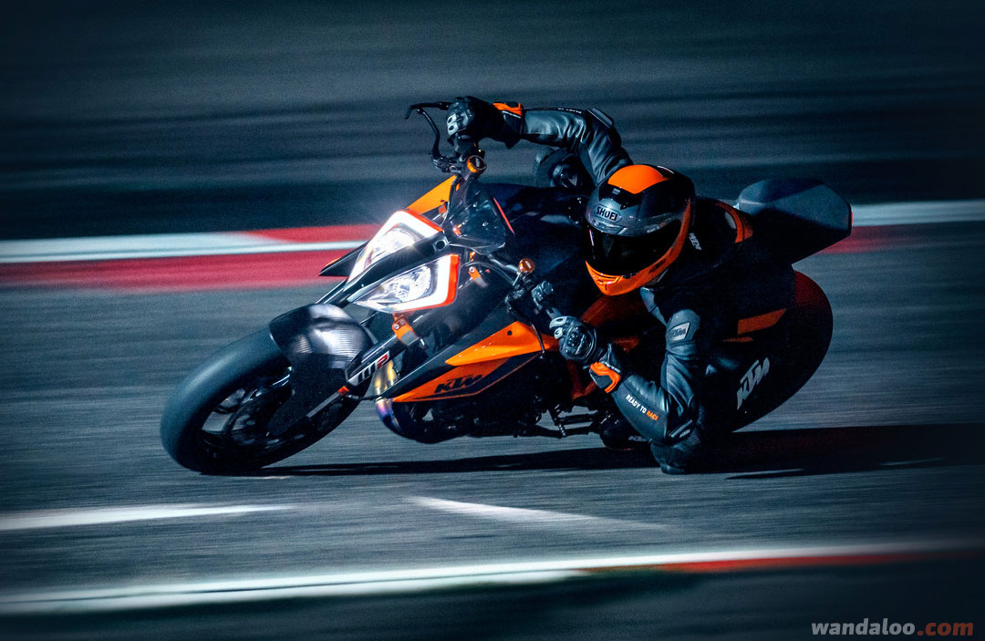 https://moto.wandaloo.com/files/Moto-Neuve/ktm/KTM-Super-Duke-R-Neuve-Maroc-18.jpg